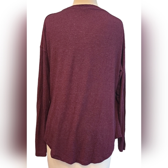 E&M size S burgundy top - Picture 4 of 6